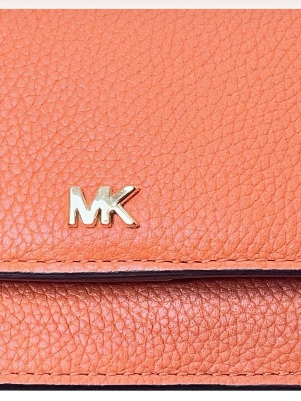 Michael Kors Mott Pebbled Leather Phone Crossbody Wallet